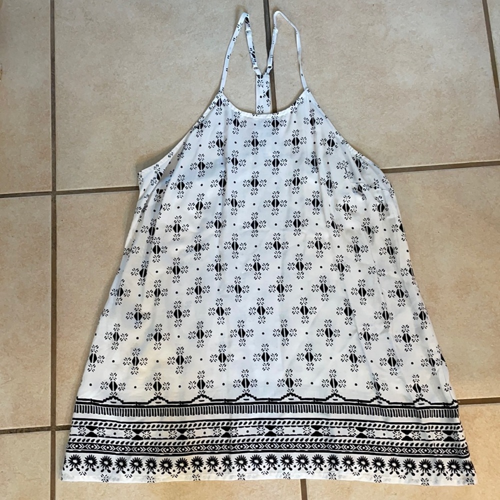 Like new Old Navy Racerback tank, size extra small